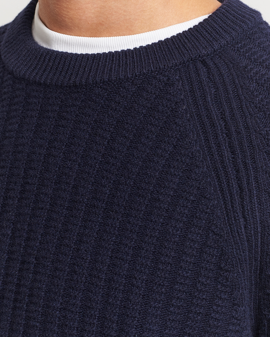 Men | Sweaters & Knitwear | GANT | Textured Raglan Knitted Crew Neck Evening Blue