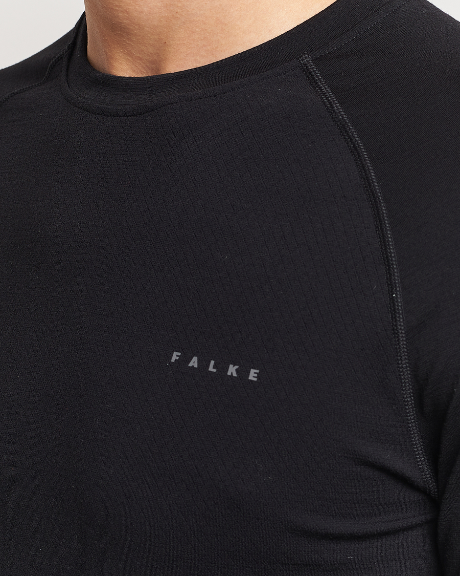 Men | T-Shirts | Falke Sport | Long Sleeve Wool Tech Light Shirt Black