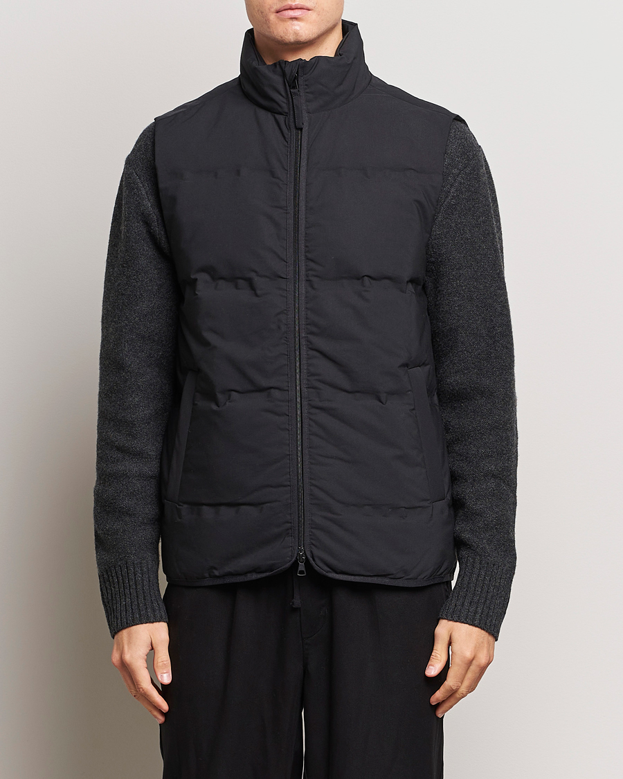 Men | Coats & Jackets | A Day's March | Alford Puffer Vest Black