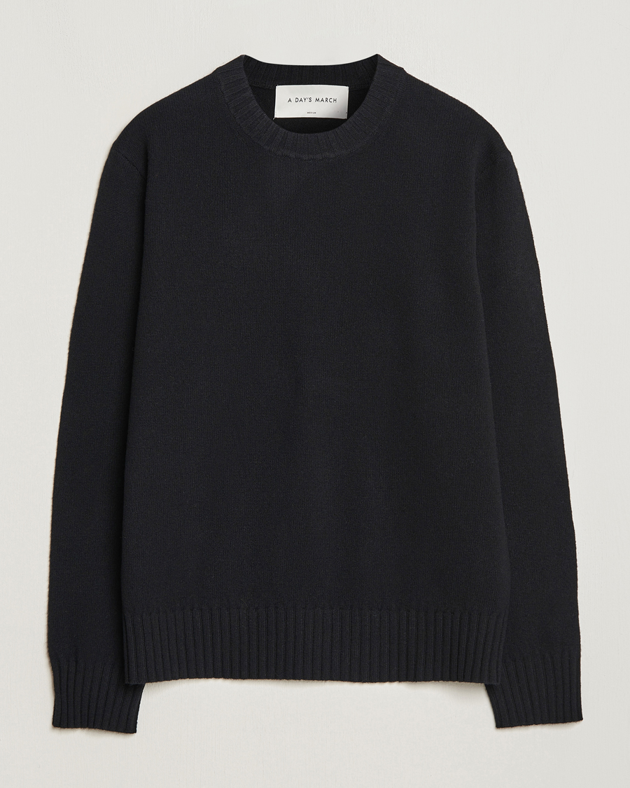 Men | Sweaters & Knitwear | A Day's March | Marlow Lambswool Sweater Black