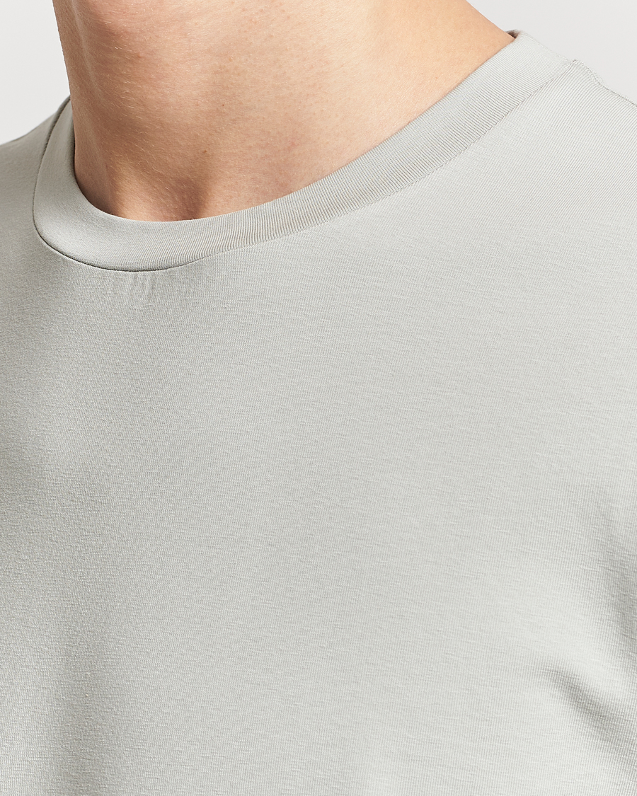 Men | T-Shirts | Filippa K | Soft Lycra T-Shirt Green Grey