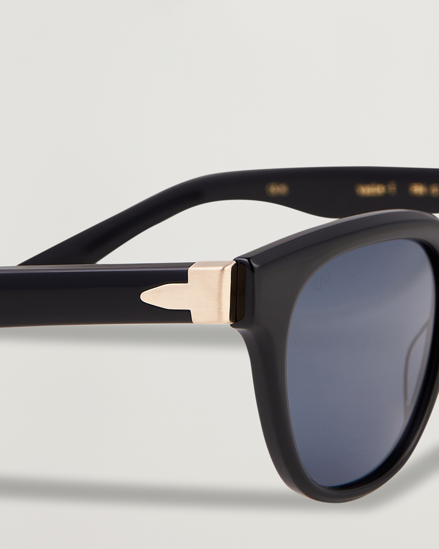 Men | Sunglasses | EYEVAN 7285 | Vadim Sunglases Black