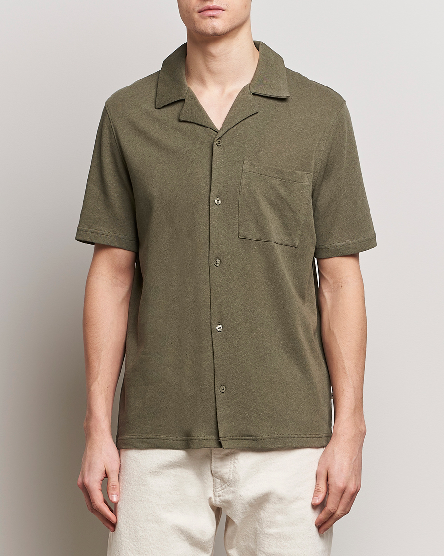 Men | Shirts | Samsøe Samsøe | Samartin Cotton/Linen Short Sleeve Shirt Dusty Olive