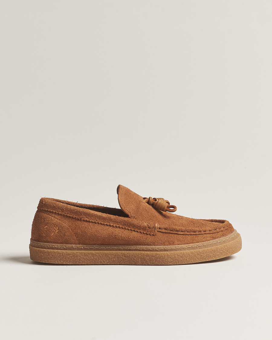Men | Fred Perry Dawson Suede Tassel Loafer Dark Caramel | Fred Perry | Dawson Suede Tassel Loafer Dark Caramel