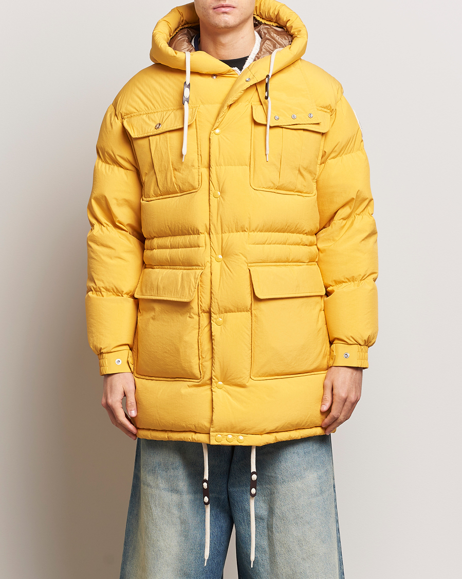 Men | Coats & Jackets | Moncler Genius | Pentaflake Down Parka Yellow