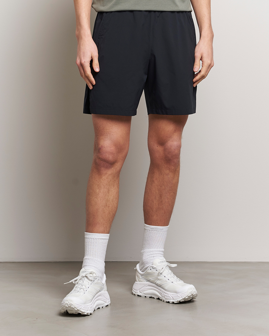 Men | Shorts | Houdini | Pace Light Shorts True Black