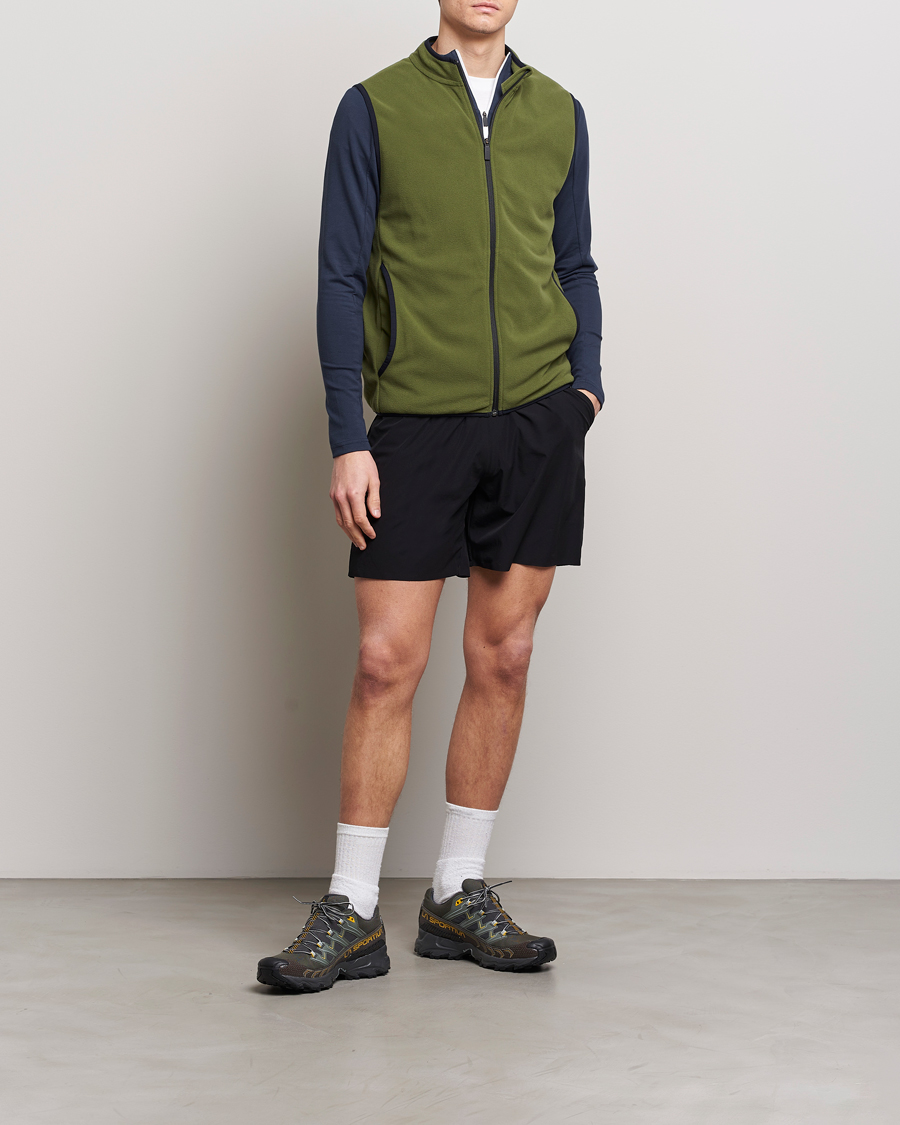 Men | Sweaters & Knitwear | Falke Sport | Falke Fleece Vest Herb