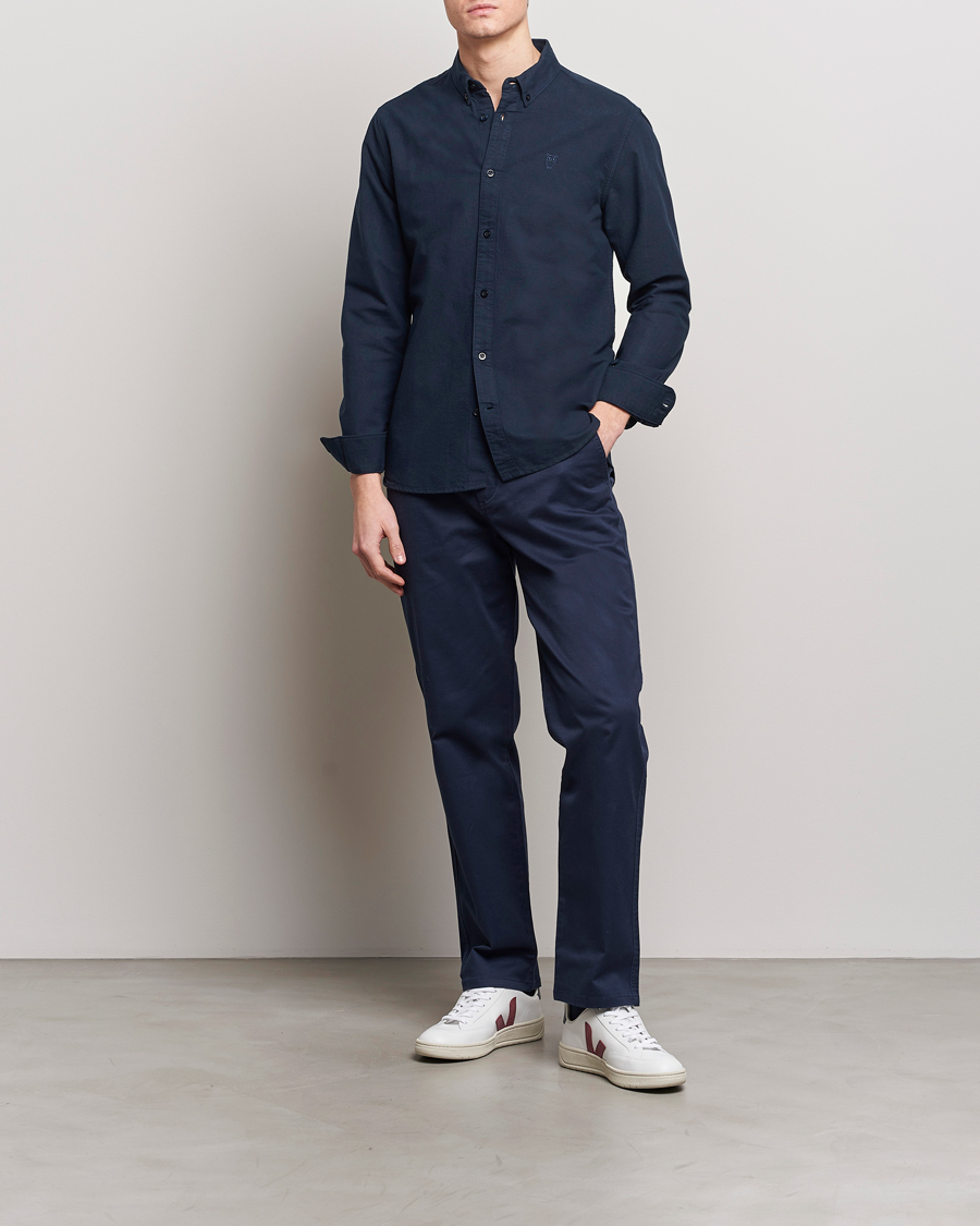 Men | Shirts | KnowledgeCotton Apparel | Harald Small Owl Regular Oxford Shirt Total Eclipse