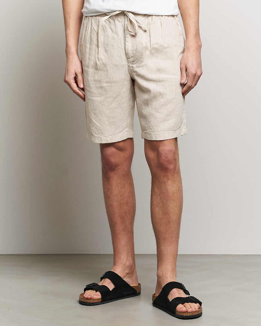 Men | Shorts | KnowledgeCotton Apparel | Loose Linen Shorts Light Feather Grey