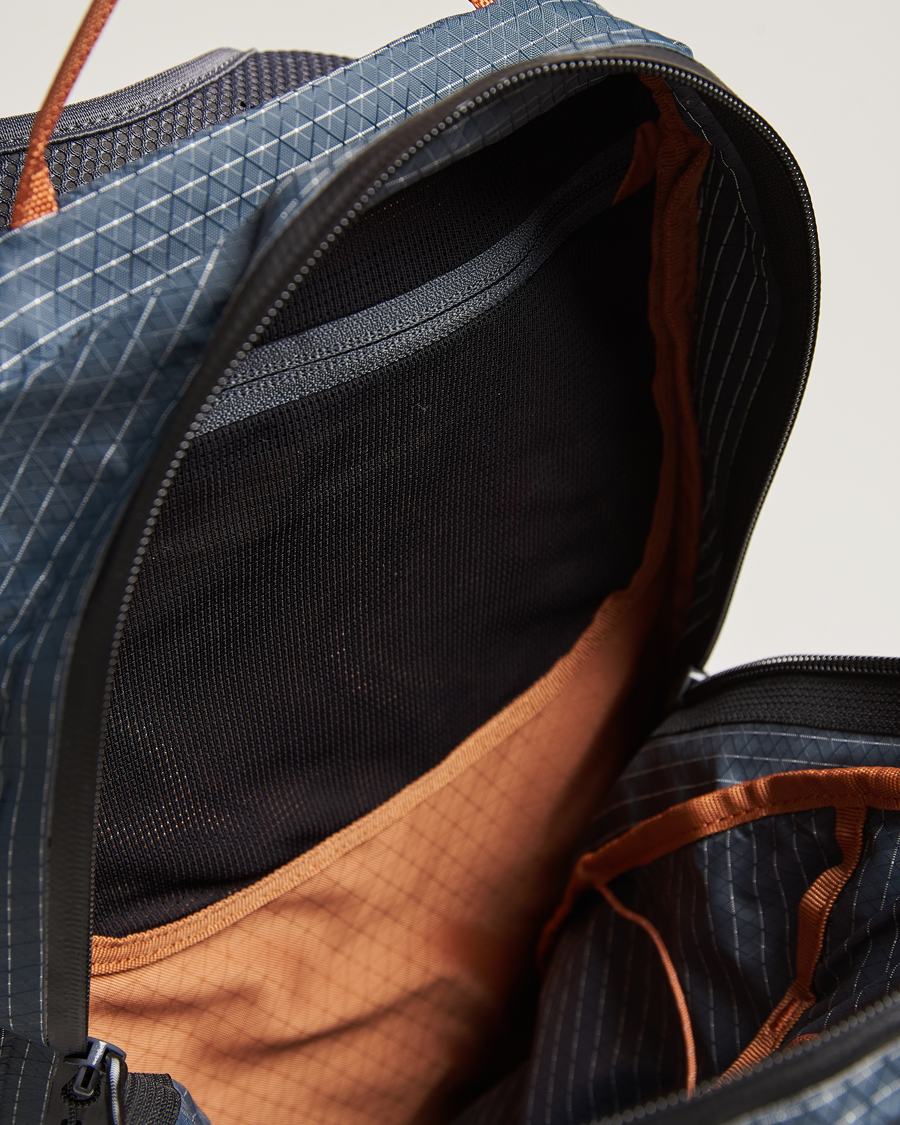 Men | Bags | Black Diamond | Pursuit 15 Pack Carbon/Moab Brown