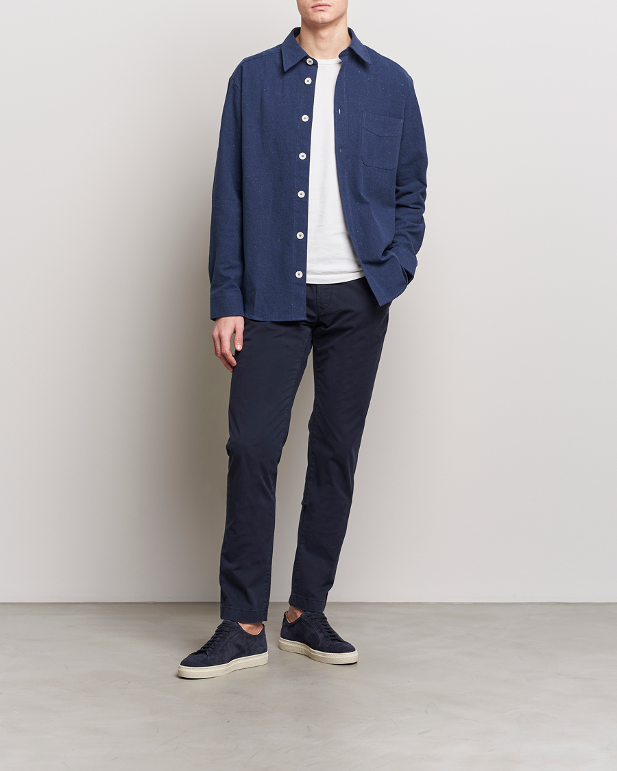 Men | Trousers | Jacob Cohën | Bobby Cotton Gabardine Chinos Navy