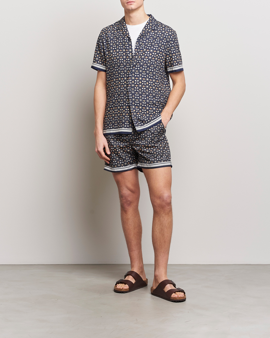 Men | Swimwear | Orlebar Brown | Bulldog Fiore Swimshorts Night Iris
