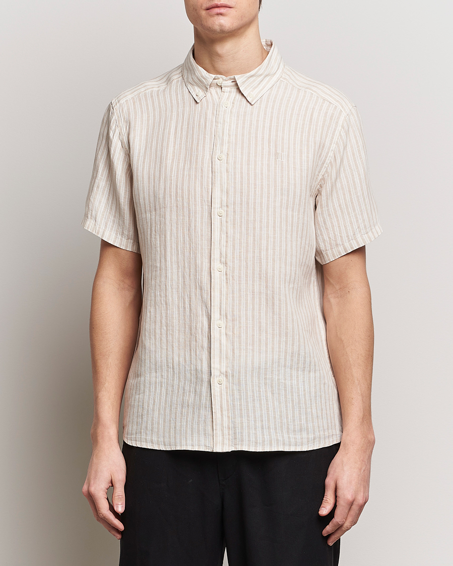 Men | Shirts | LES DEUX | Kris Linen Striped Short Sleeve Shirt Sand/Ivory