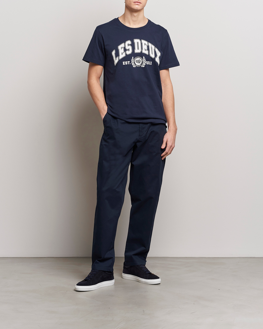 Men | T-Shirts | LES DEUX | University T-Shirt Dark Navy