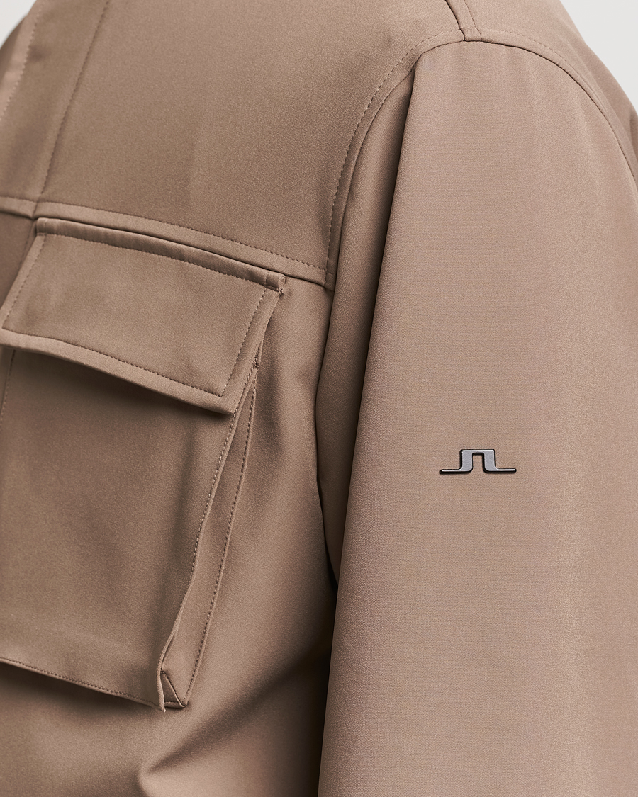 Men | Coats & Jackets | J.Lindeberg | Ripley 4-Way Stretch Field Jacket Walnut