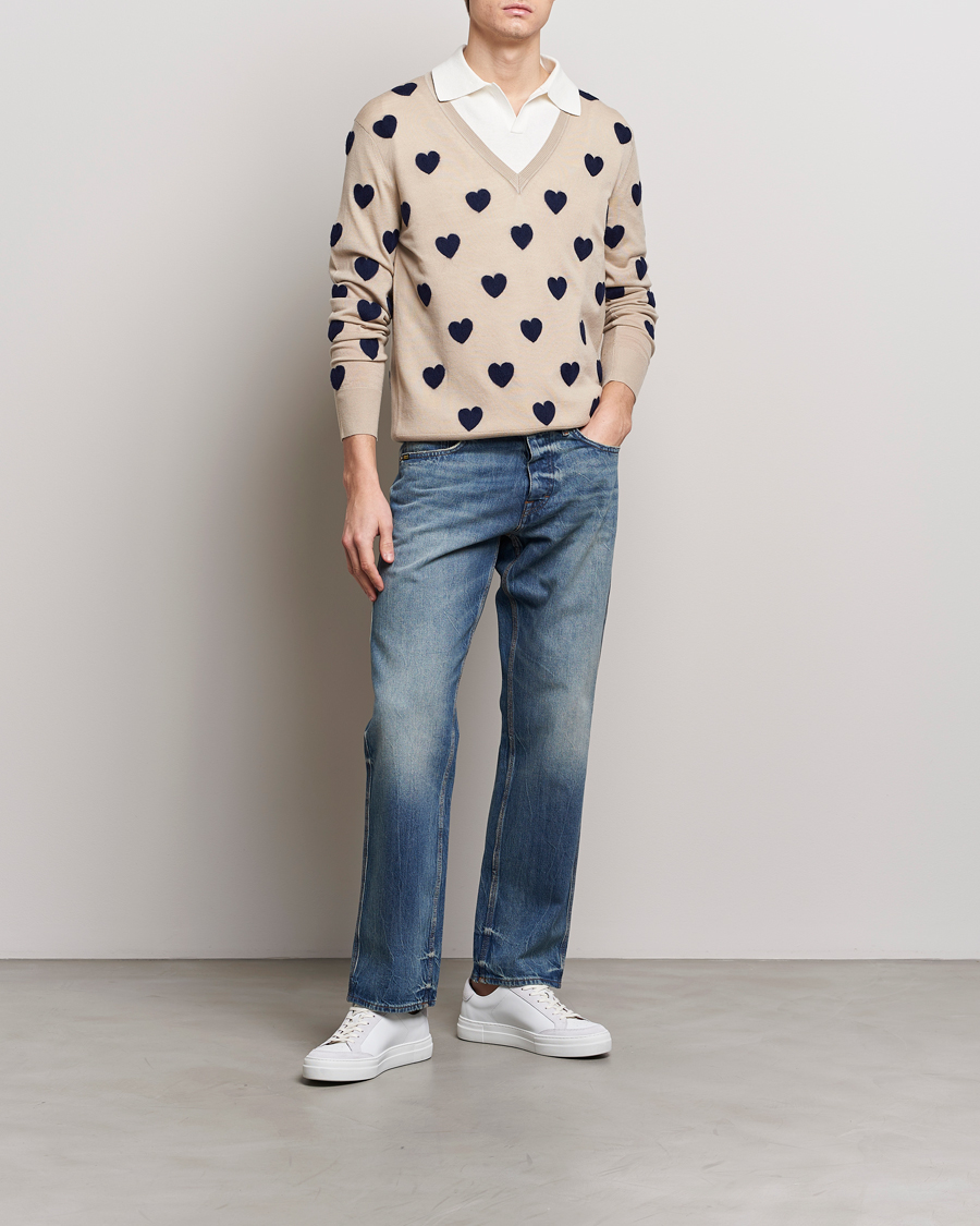 Men | Sweaters & Knitwear | Tiger of Sweden | Aaron Heart Knitted V Neck Nomad