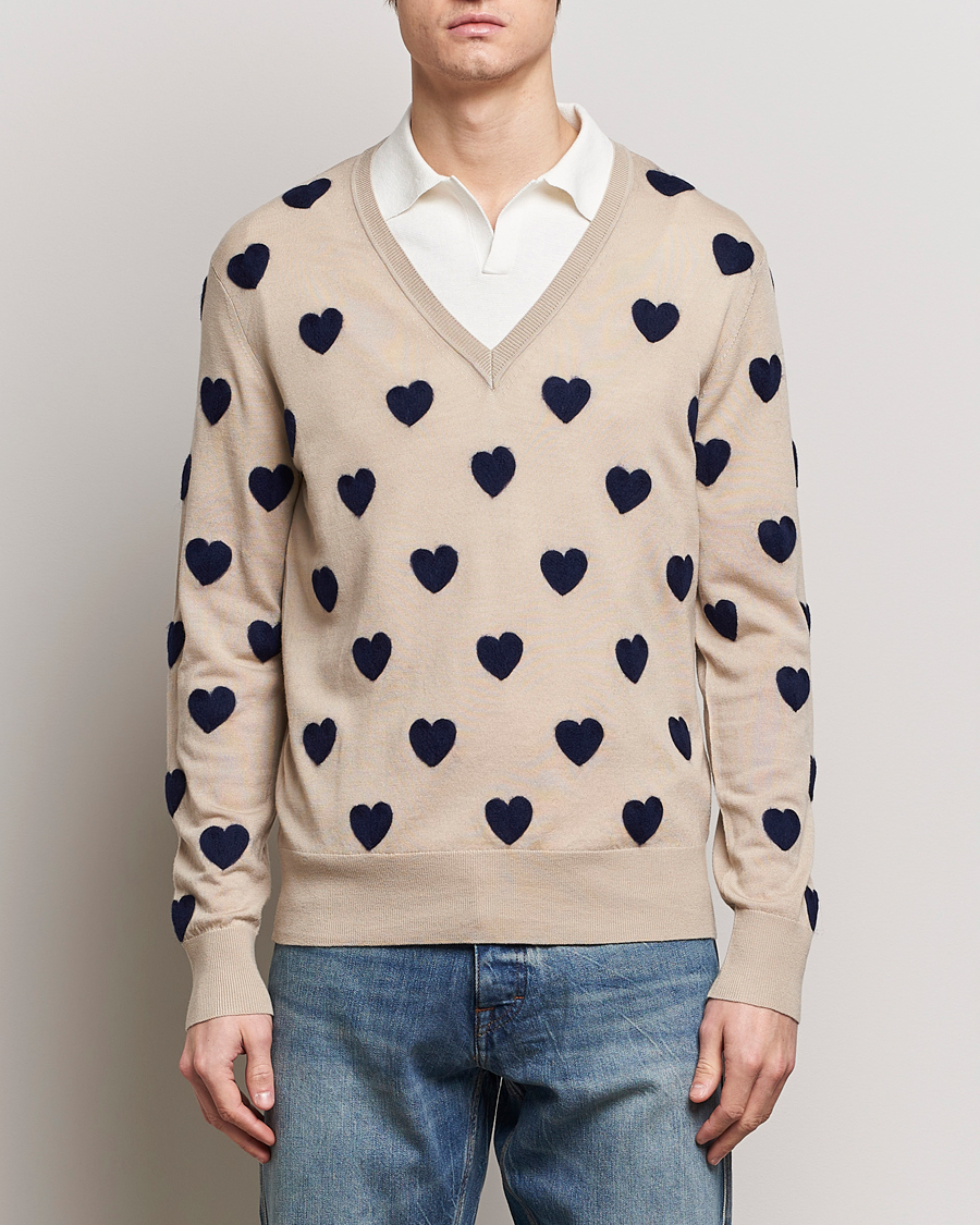 Men | Sweaters & Knitwear | Tiger of Sweden | Aaron Heart Knitted V Neck Nomad
