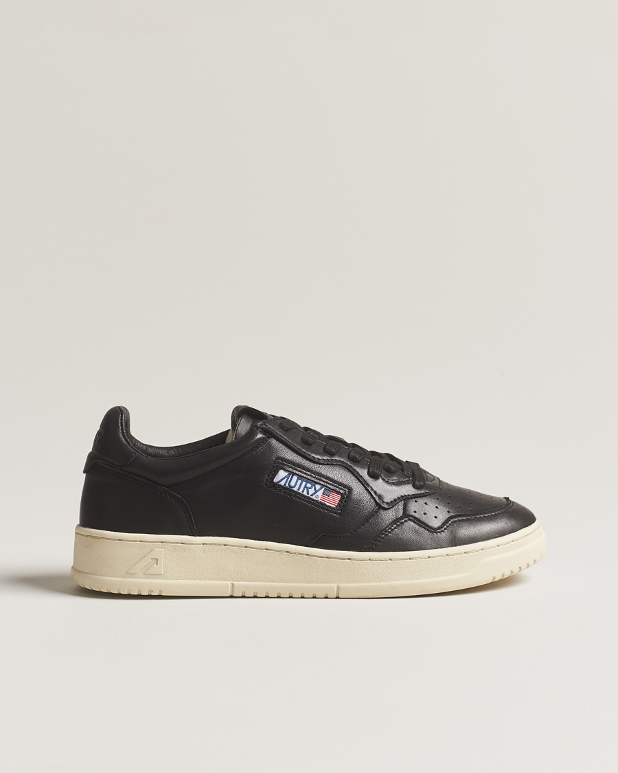 Men | Autry Medalist Low Sneaker Black | Autry | Medalist Low Sneaker Black