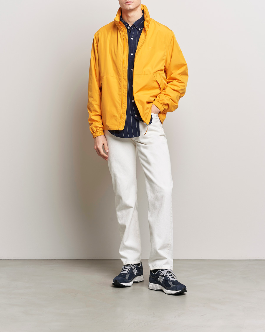 Men | Coats & Jackets | GANT | Light Nylon Windcheater Medal Yellow