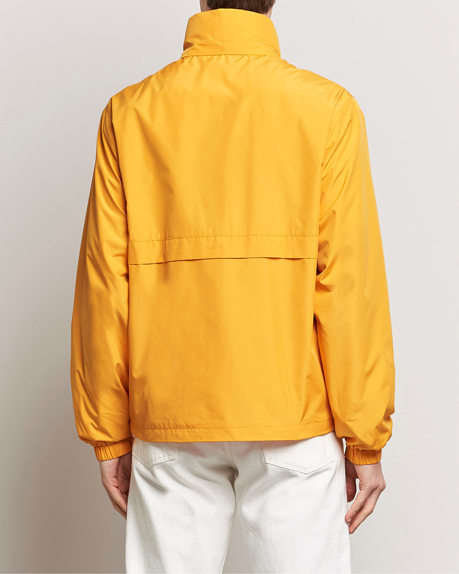 Men | Coats & Jackets | GANT | Light Nylon Windcheater Medal Yellow