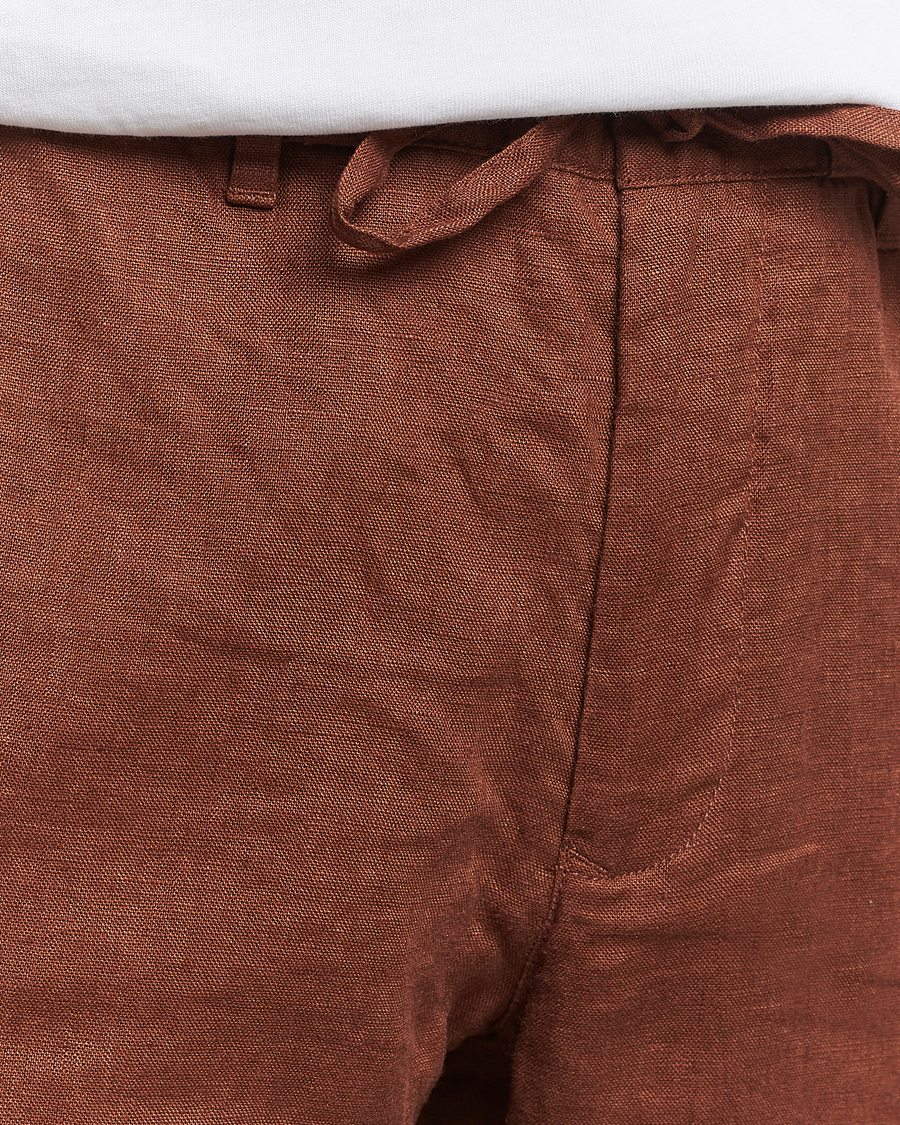 Men | Trousers | GANT | Relaxed Linen Drawstring Pants Cognac Brown