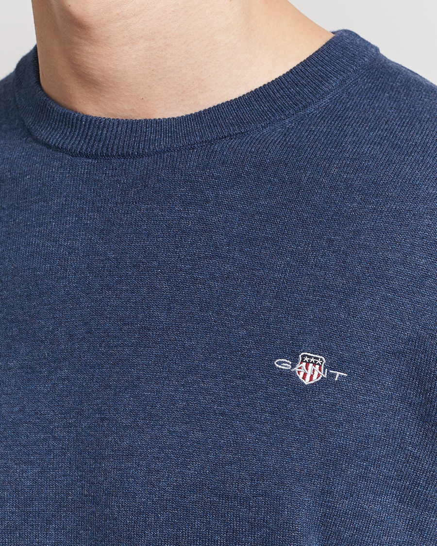 Men | Sweaters & Knitwear | GANT | Classic Cotton Crew Neck Dark Jeans Blue Melange