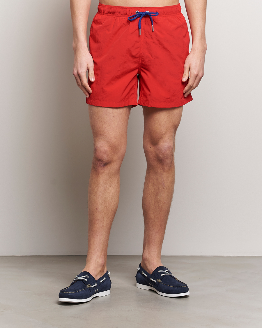 Men | Swimwear | Gant | Basic Swimshorts Bright Red