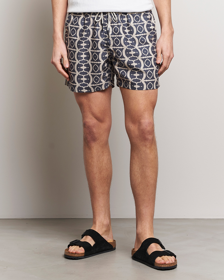 Men | Swimwear | OAS | Printed Swimshorts Forge Hypnotise