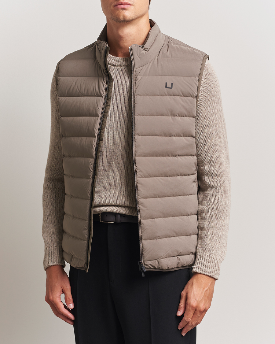 Men | Coats & Jackets | UBR | Sonic Vest Dark Sand