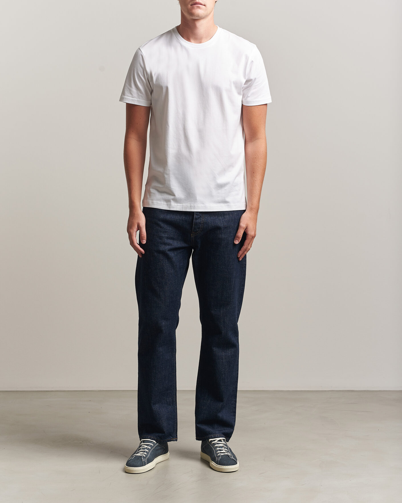 Men | T-Shirts | Sunspel | Riviera Midweight T-Shirt White