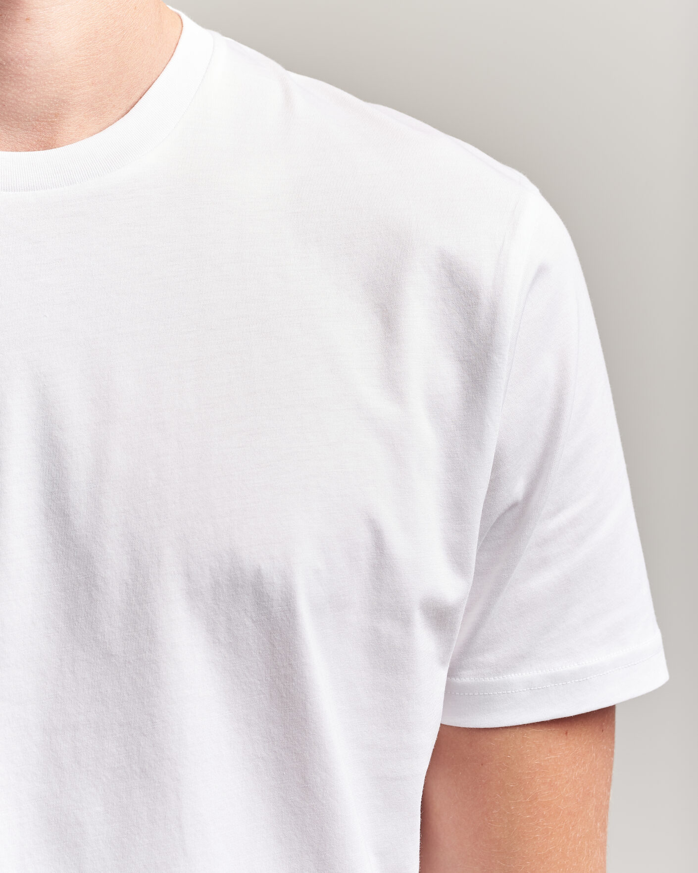 Men | T-Shirts | Sunspel | Riviera Midweight T-Shirt White