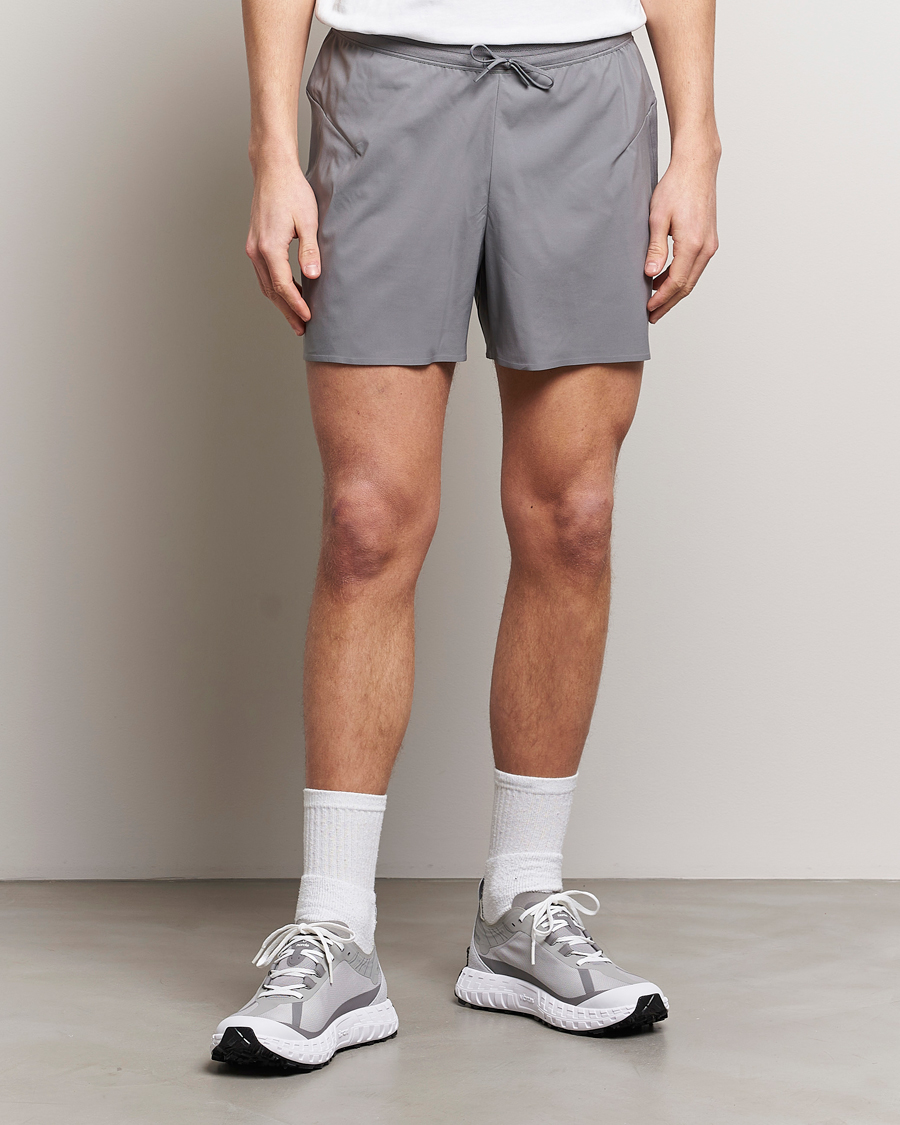 Men | Shorts | Arc'teryx | Norvan Running Shorts Void