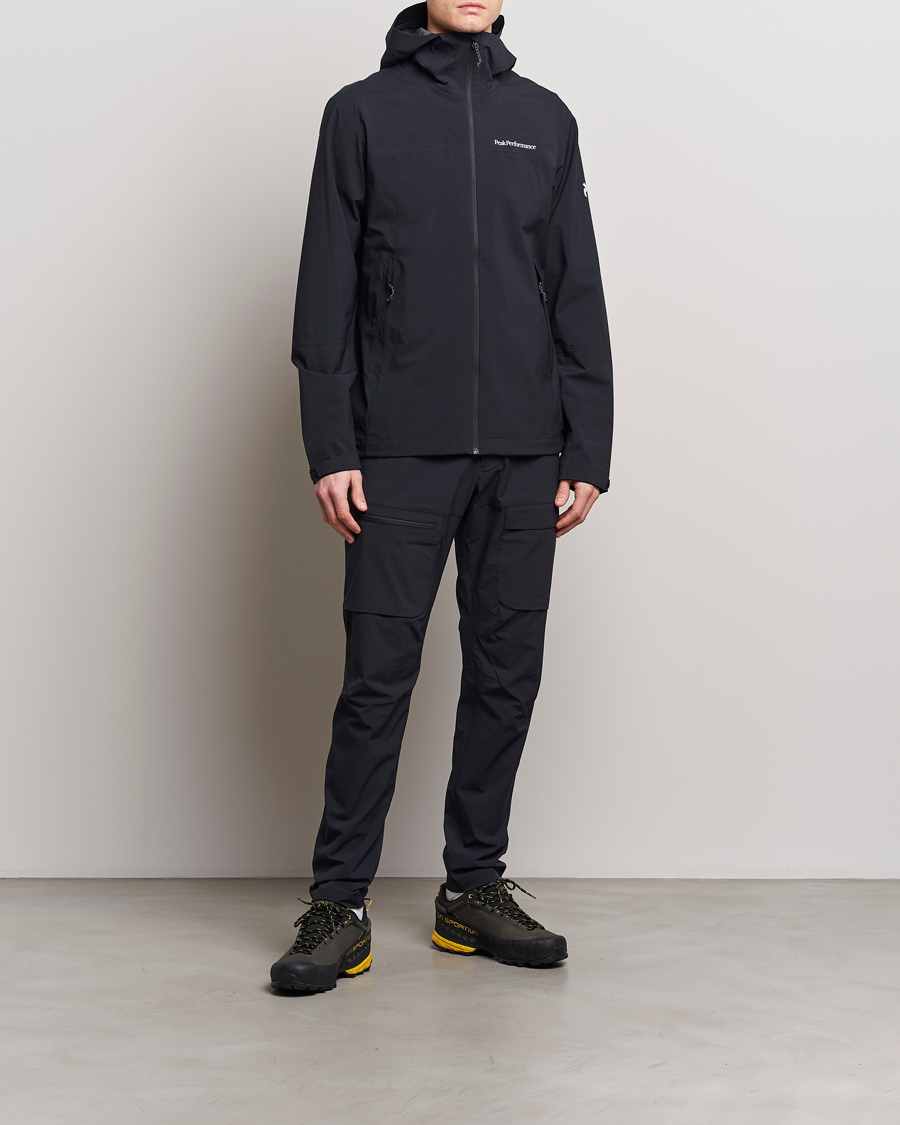 Men | Coats & Jackets | Peak Performance | Trail Hipe Hooded Shell Jacket Black