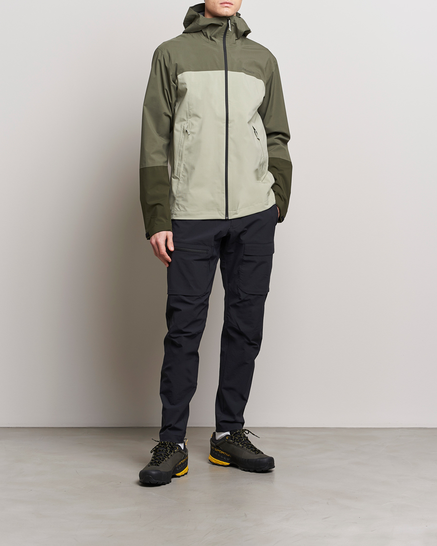 Men | Coats & Jackets | Peak Performance | Trail Hipe Hooded Jacket Pine Needle/Limit Green