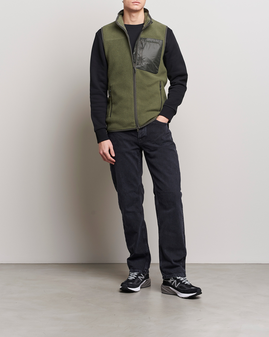 Men | Sweaters & Knitwear | Peak Performance | Pile Vest Pine Needle