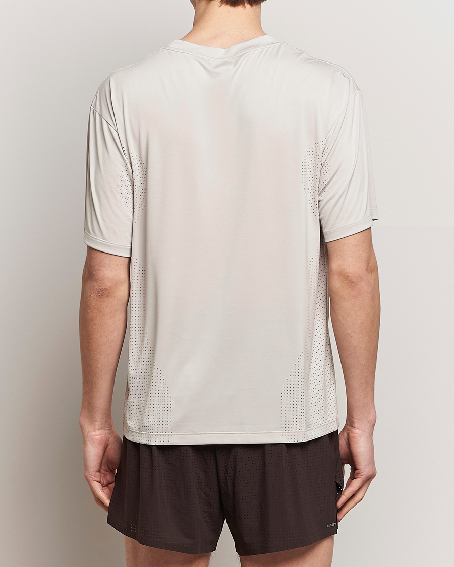 Men | T-Shirts | Satisfy | AuraLite Air T-Shirt Mineral Dolomite