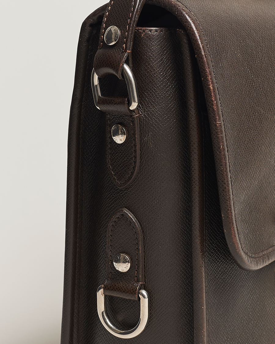 Men | Louis Vuitton Pre-Owned Alexei Leather Messenger Bag Leather Brown | Louis Vuitton Pre-Owned | Alexei Leather Messenger Bag Leather Brown