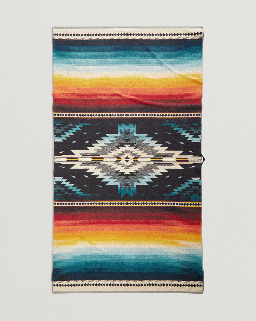 Men | Fabrics | Pendleton | Oversized Jacquard Spa Towel Saltillo Sunset