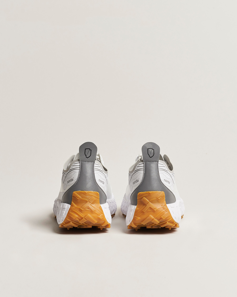 Men | Running shoes | Norda | 001 Running Sneakers White/Gum