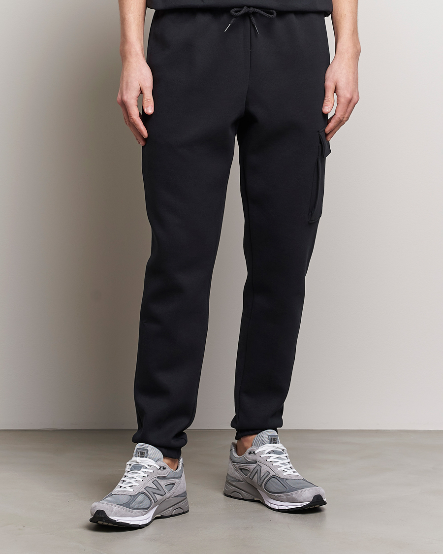 Men | Trousers | New Balance | Shifted Cargo Jogger Black