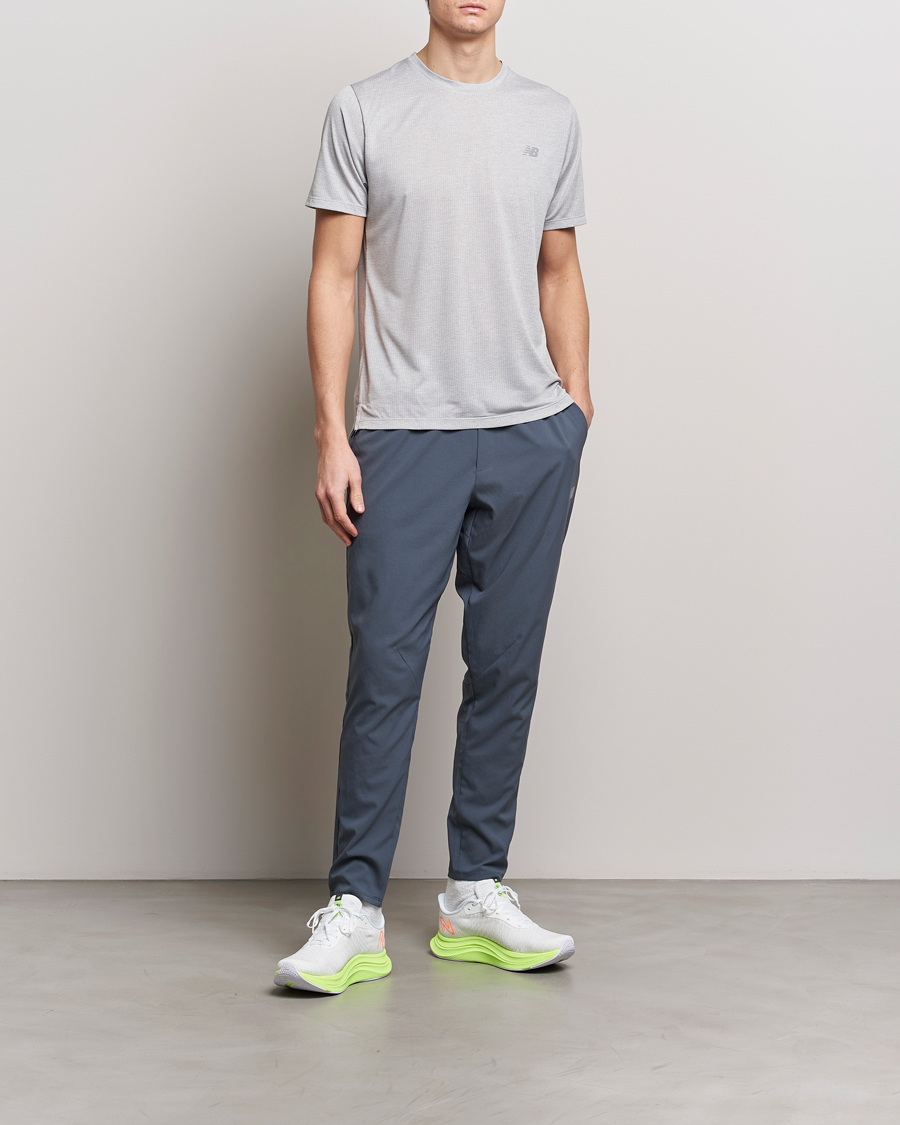 Men | T-Shirts | New Balance Running | Athletics Run T-Shirt Athletic Grey
