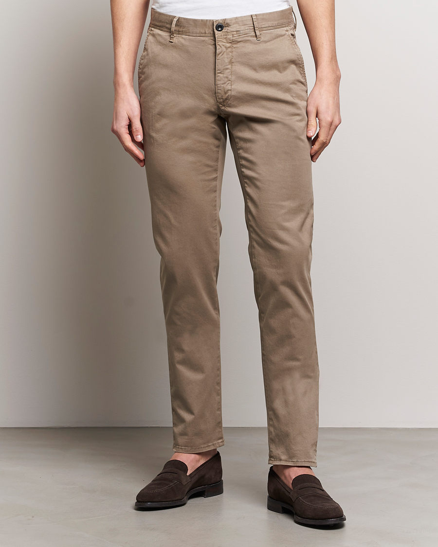 Men | Trousers | Incotex | Slim Fit Garment Dyed Slacks Light Brown