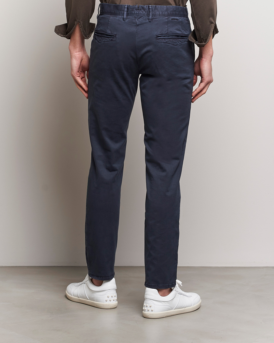 Men | Trousers | Incotex | Slim Fit Garment Dyed Slacks Navy