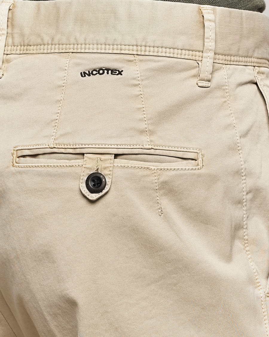 Men | Trousers | Incotex | Tapered Fit Pleated Slacks Light Beige
