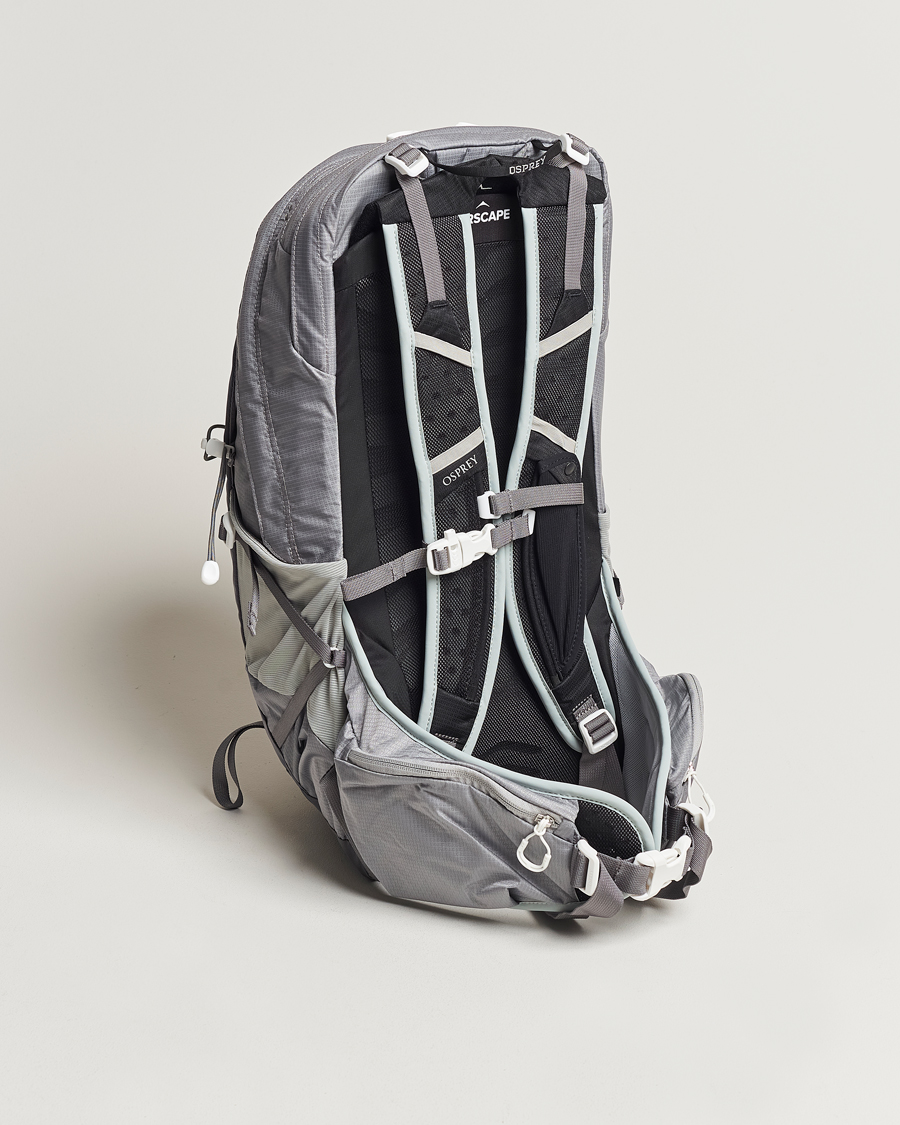 Men | Bags | Osprey | Talon Earth 22 Backpack Glacier Grey