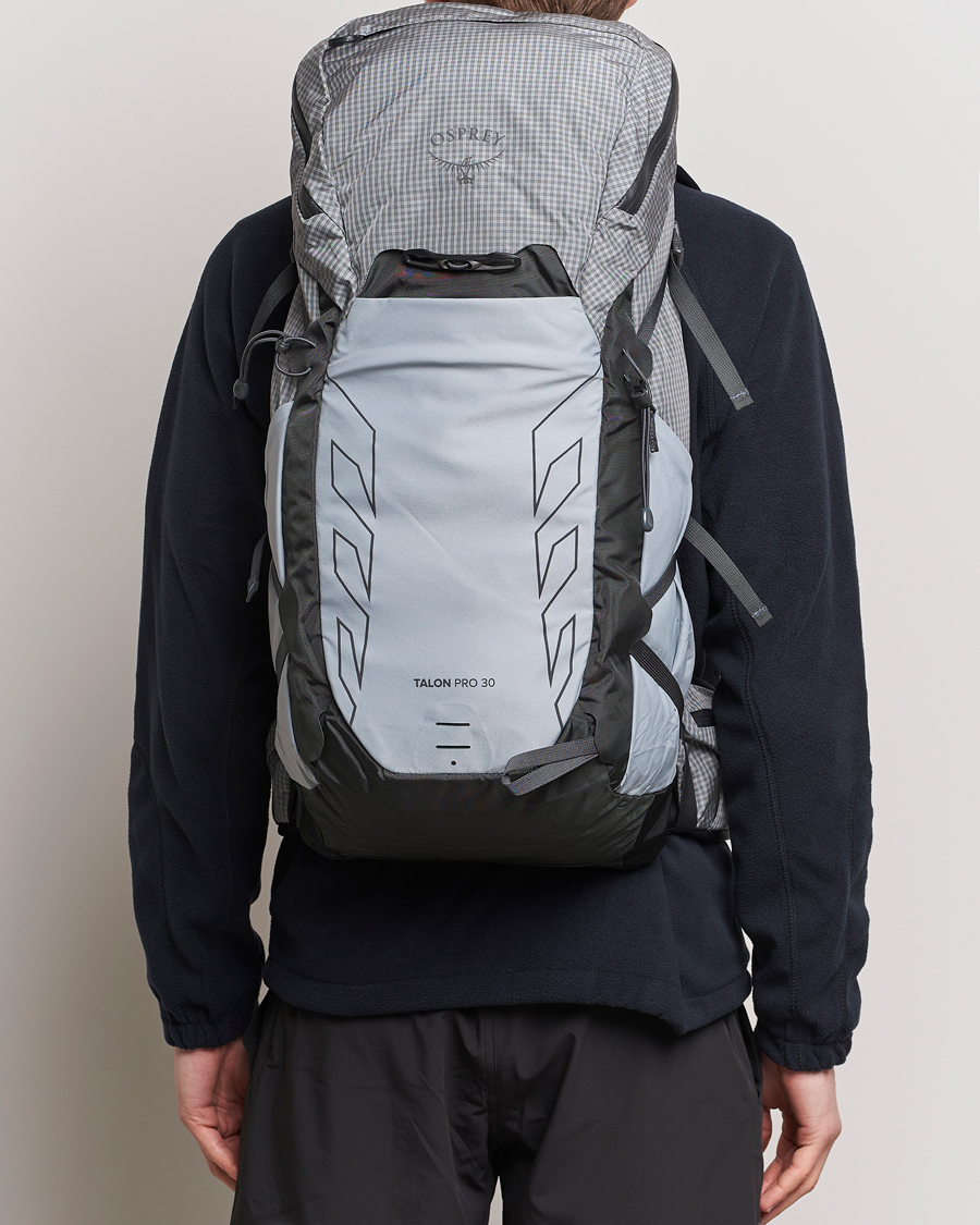 Men | Bags | Osprey | Talon Pro 30 Silver Lining