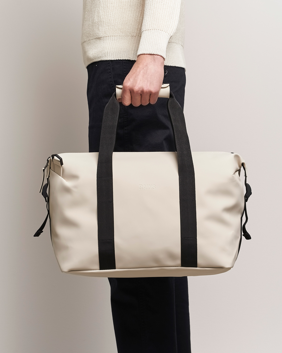 Men | Bags | RAINS | Hilo Small Weekendbag Dune