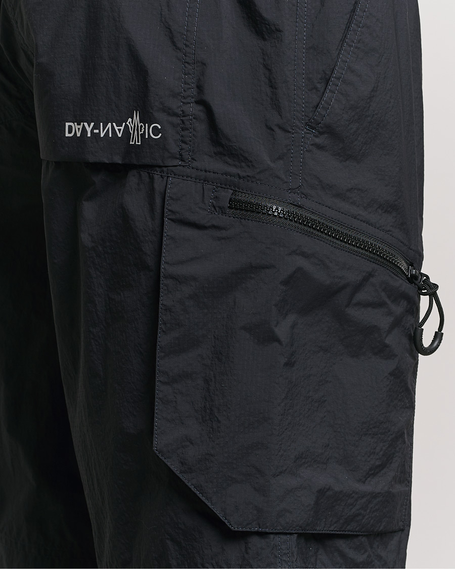 Men | Shorts | Moncler Grenoble | Cargo Shorts Black