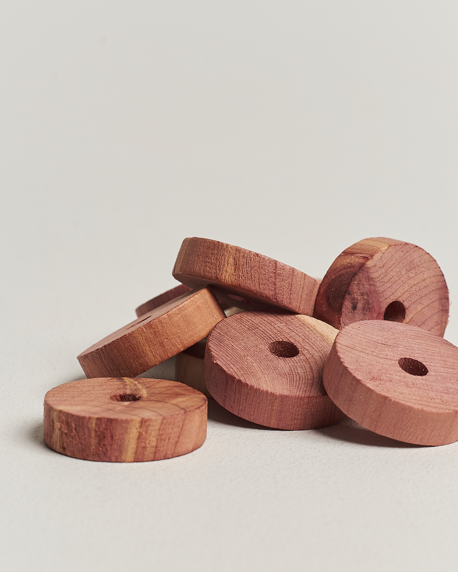 Men | Garment Care | Care with Carl | 10-Pack Cedar Rings