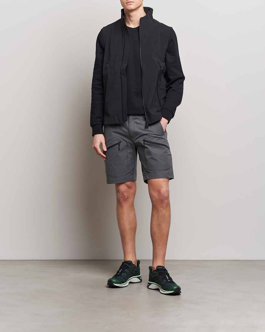 Men | Coats & Jackets | Sail Racing | Spray Softshell Vest Carbon